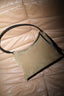 Wandler Tas - Penelope Tote Small - Khaki Suede / Black